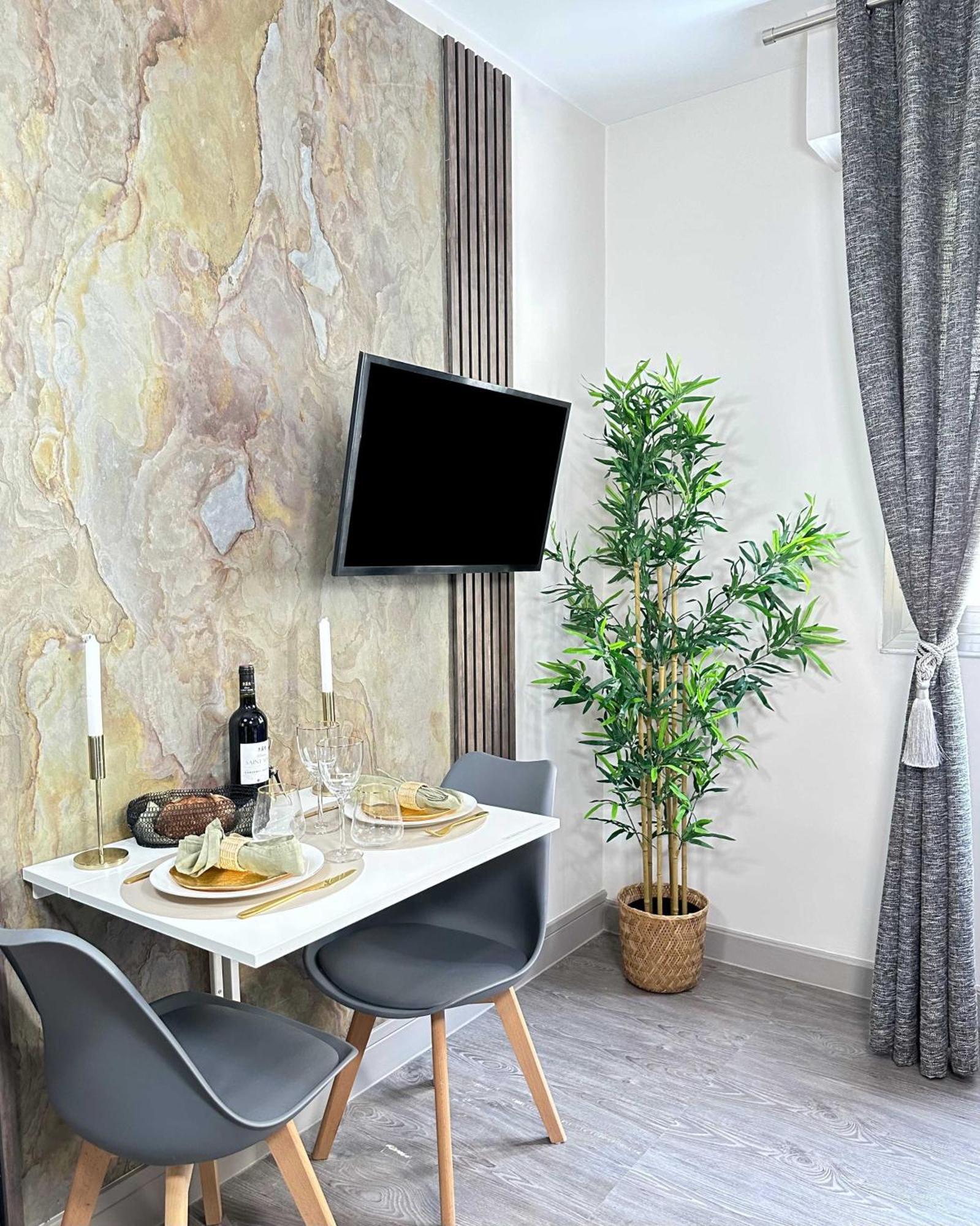Elegant Escape Near Arc De Triomphe Apartamento Paris Exterior foto